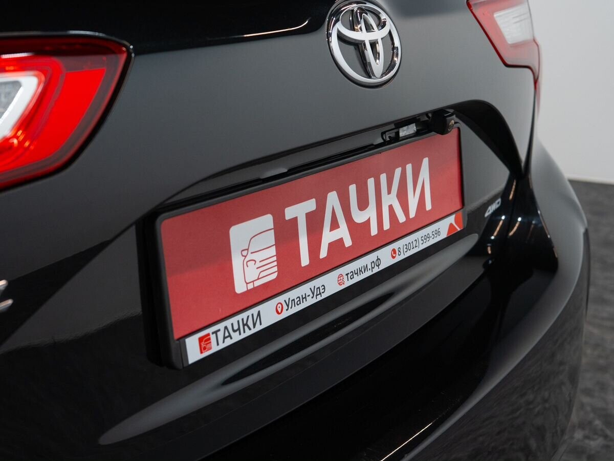 Toyota Vitz 2019 - фото автомобиля