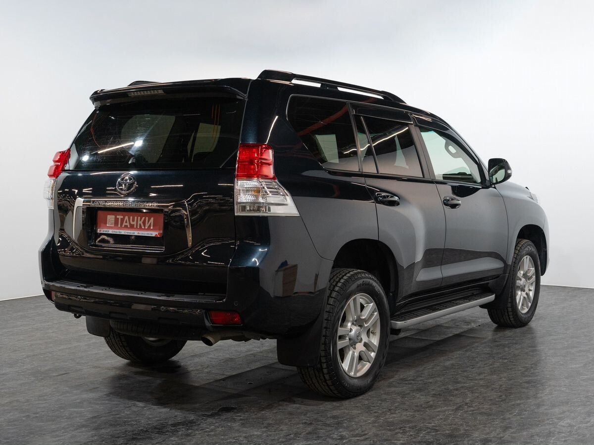 Toyota Land Cruiser Prado 2011 - фото автомобиля