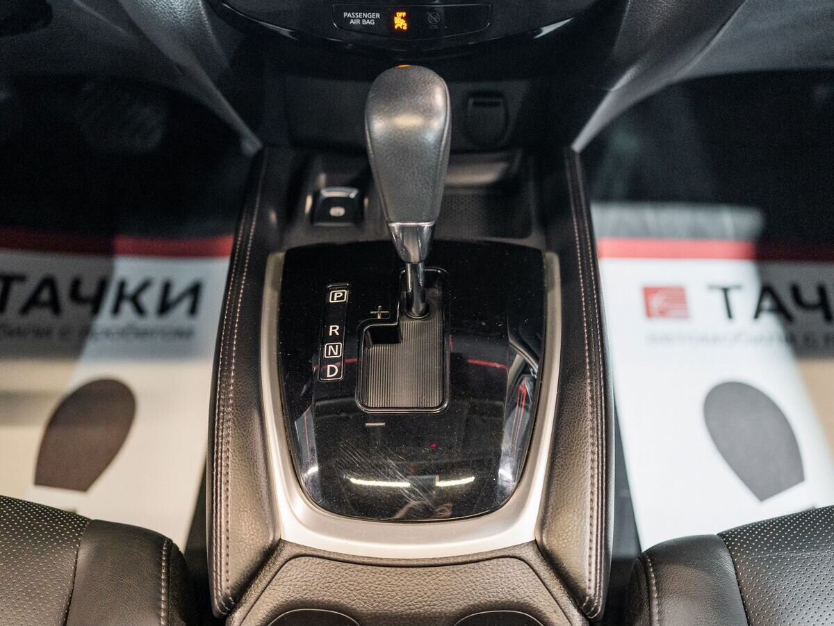 Nissan X-Trail 2021 - фото автомобиля