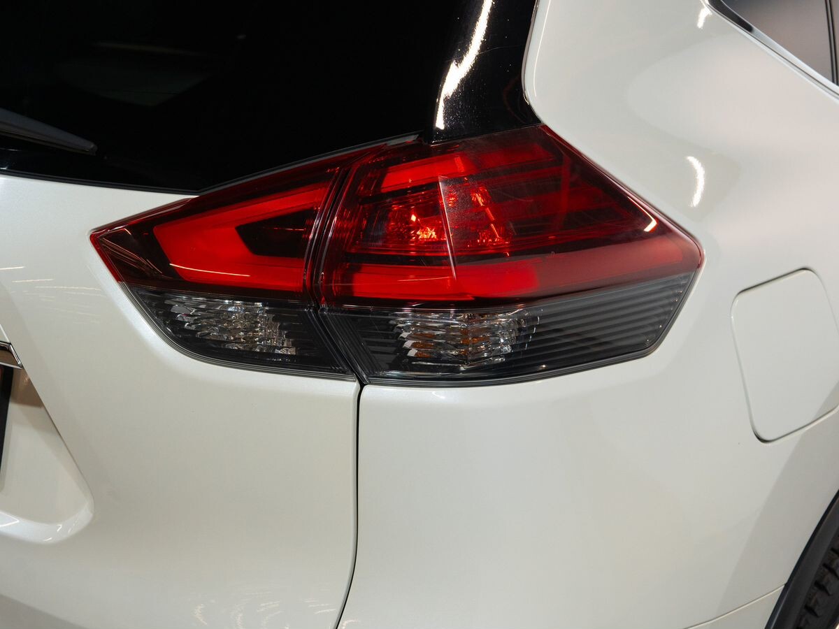 Nissan X-Trail 2021 - фото автомобиля