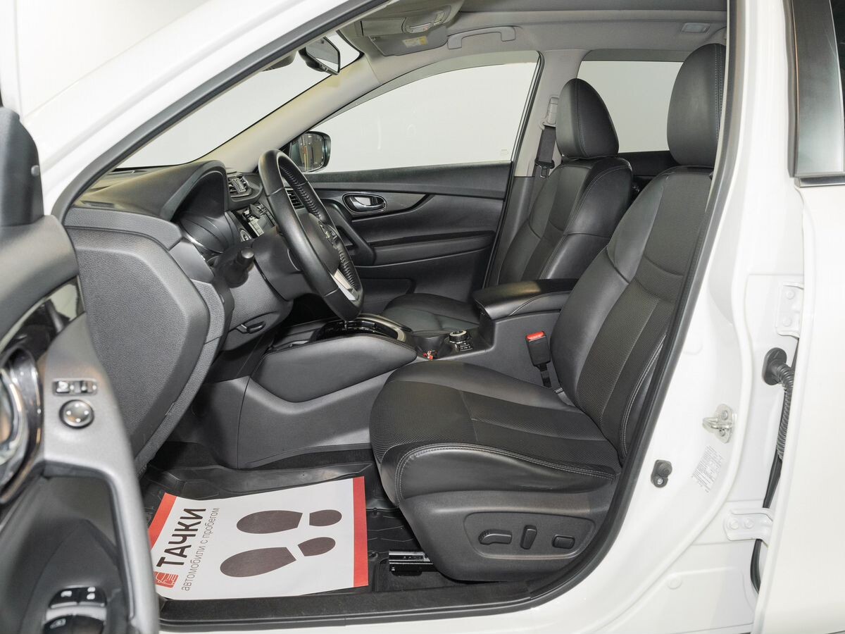 Nissan X-Trail 2021 - фото автомобиля