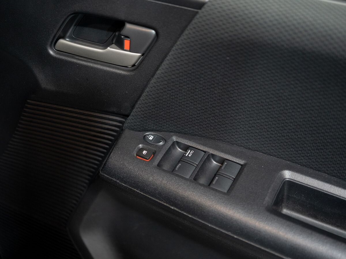 Honda Freed 2010 - фото автомобиля