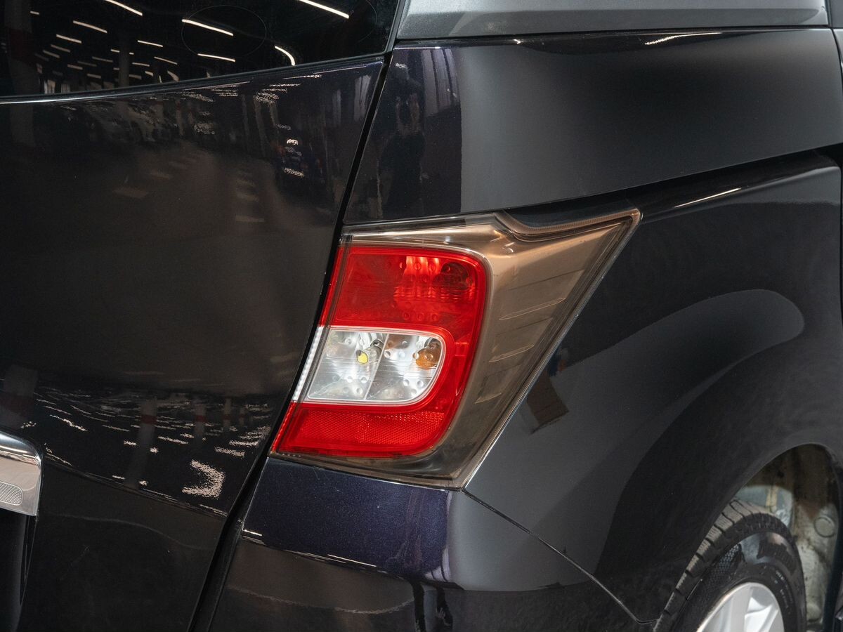 Honda Freed 2010 - фото автомобиля