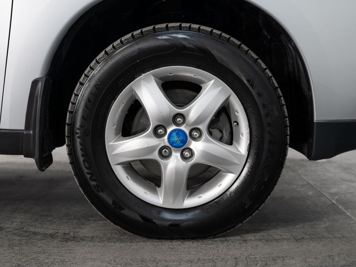 Mitsubishi Outlander 2013 - фото автомобиля