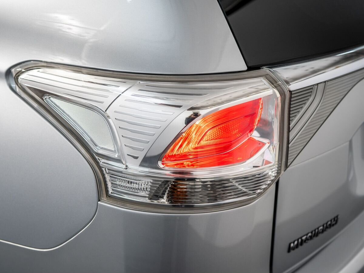 Mitsubishi Outlander 2013 - фото автомобиля