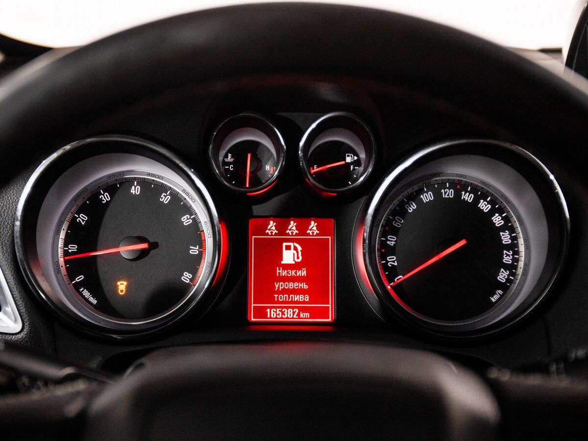 Opel Mokka 2013 - фото автомобиля