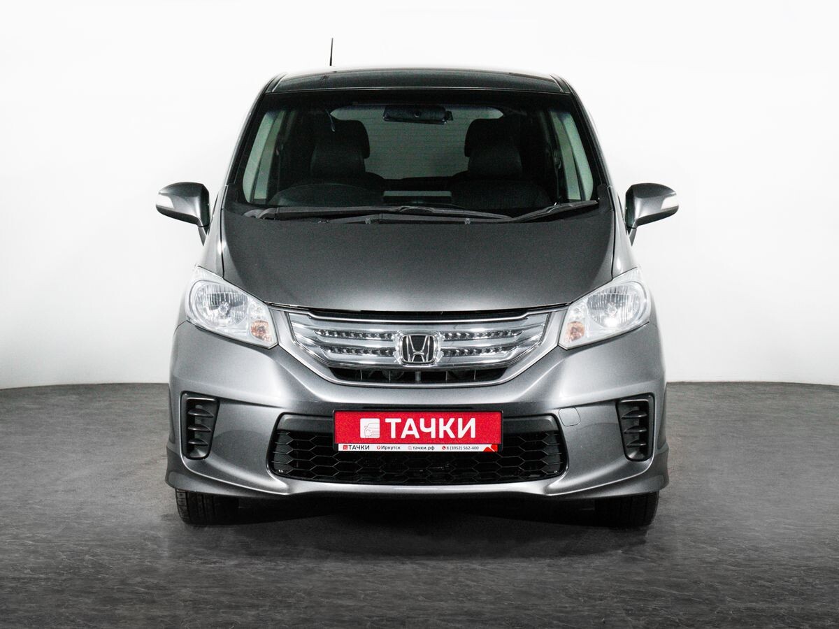 Honda Freed 2011 - фото автомобиля