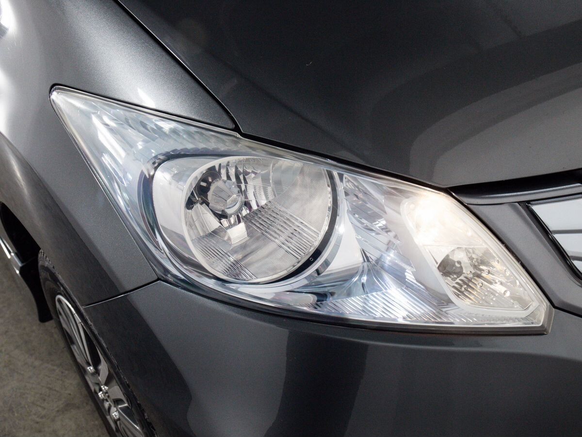 Honda Freed 2011 - фото автомобиля