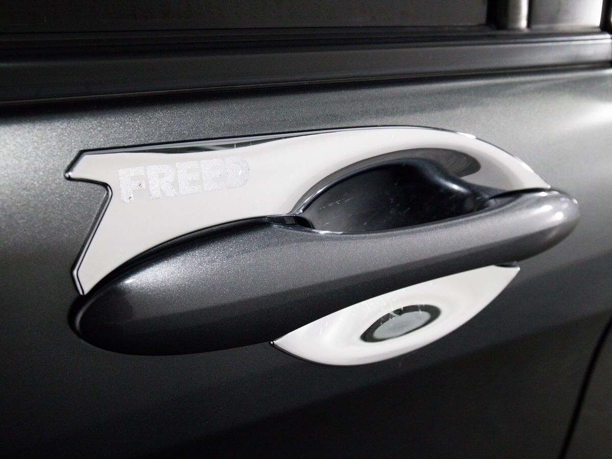 Honda Freed 2011 - фото автомобиля