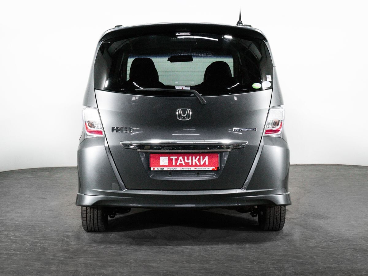 Honda Freed 2011 - фото автомобиля