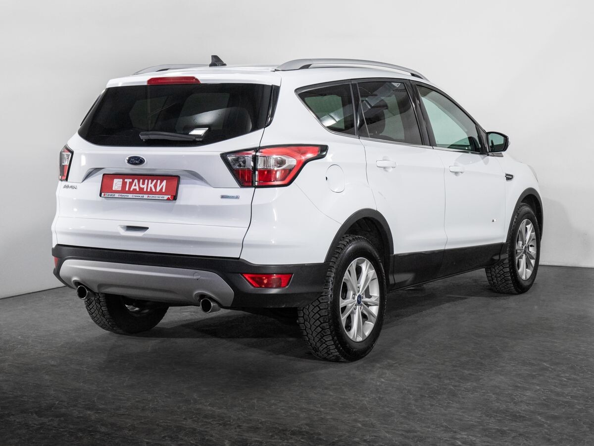 Ford Kuga 2017 - фото автомобиля