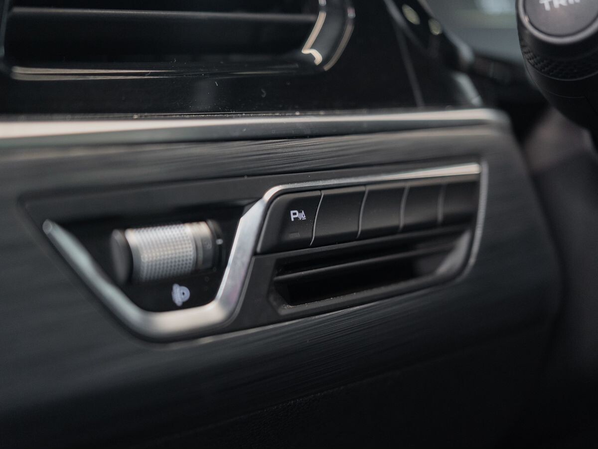 Geely Xingyue 2020 - фото автомобиля