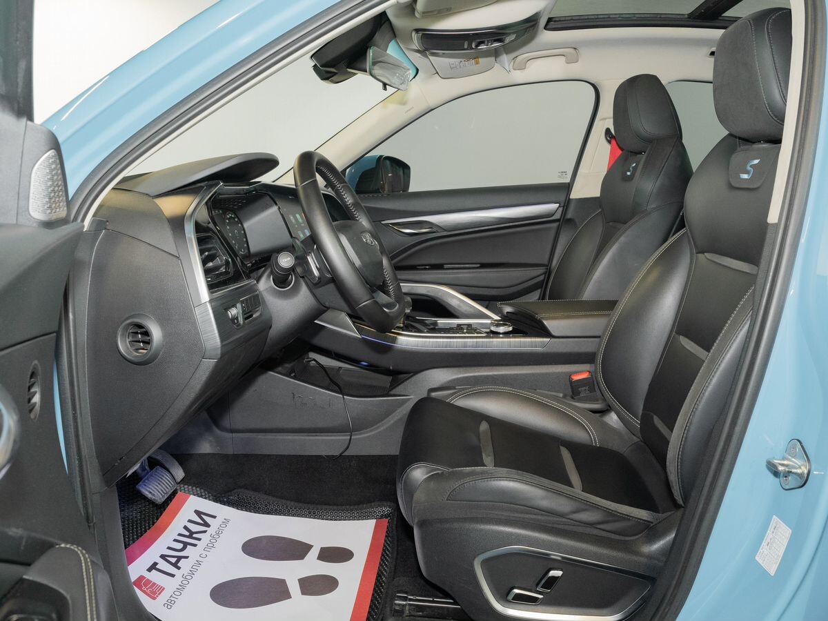 Geely Xingyue 2020 - фото автомобиля