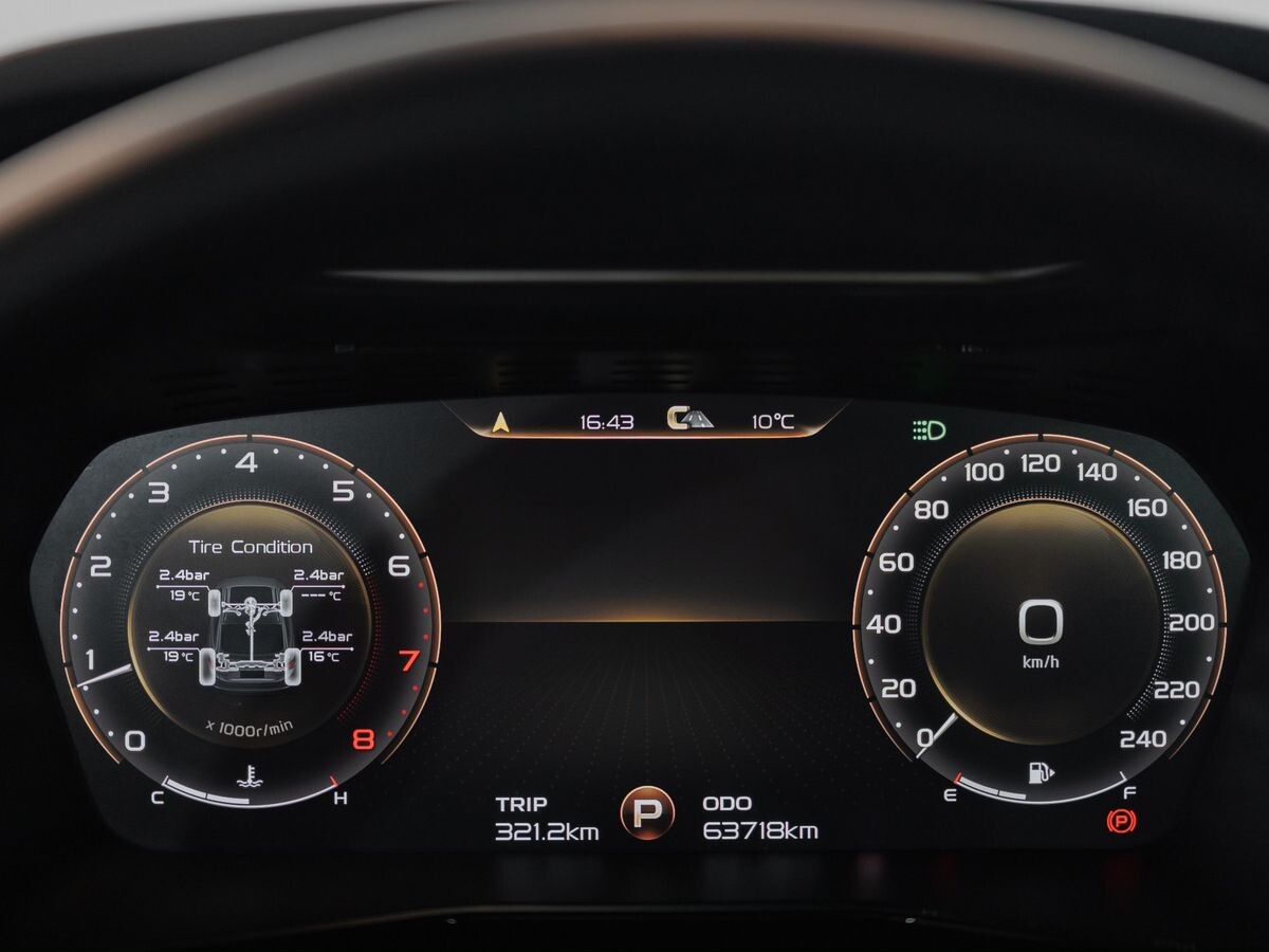 Geely Xingyue 2020 - фото автомобиля