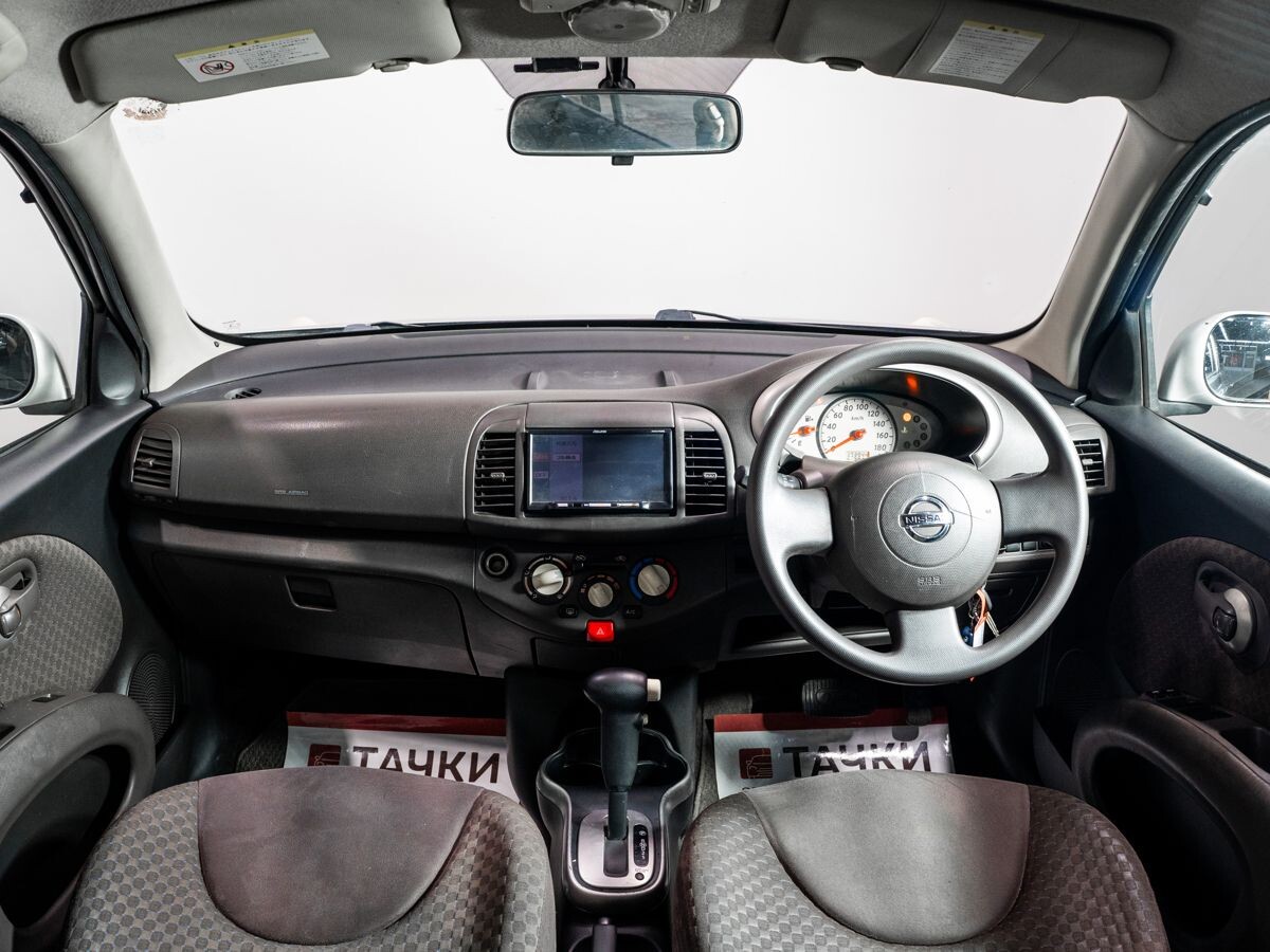 Nissan March 2009 - фото автомобиля