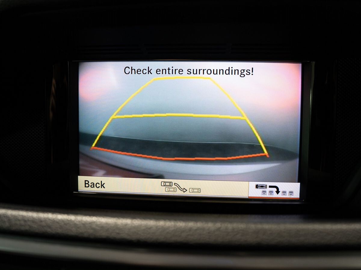 Mercedes-Benz E-Класс 2009 - фото автомобиля