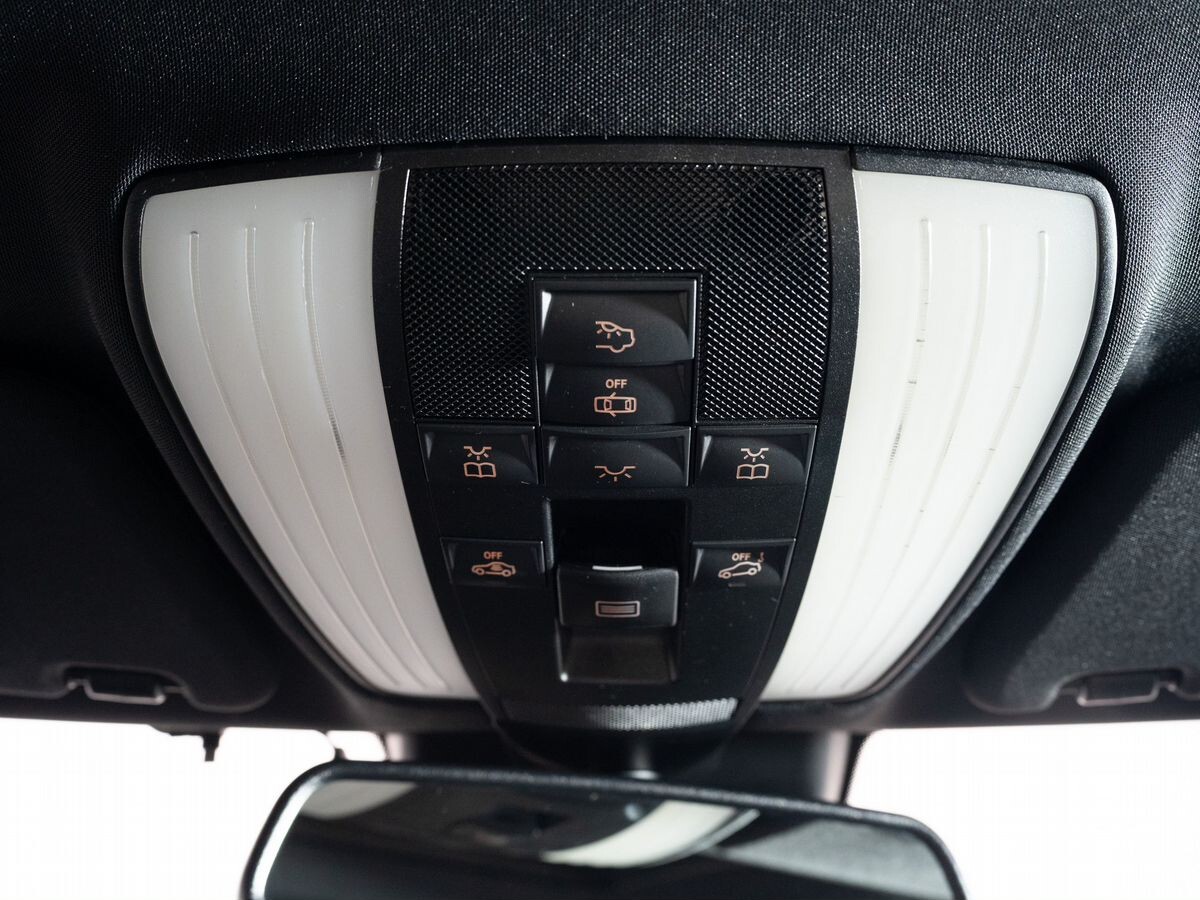 Mercedes-Benz E-Класс 2009 - фото автомобиля