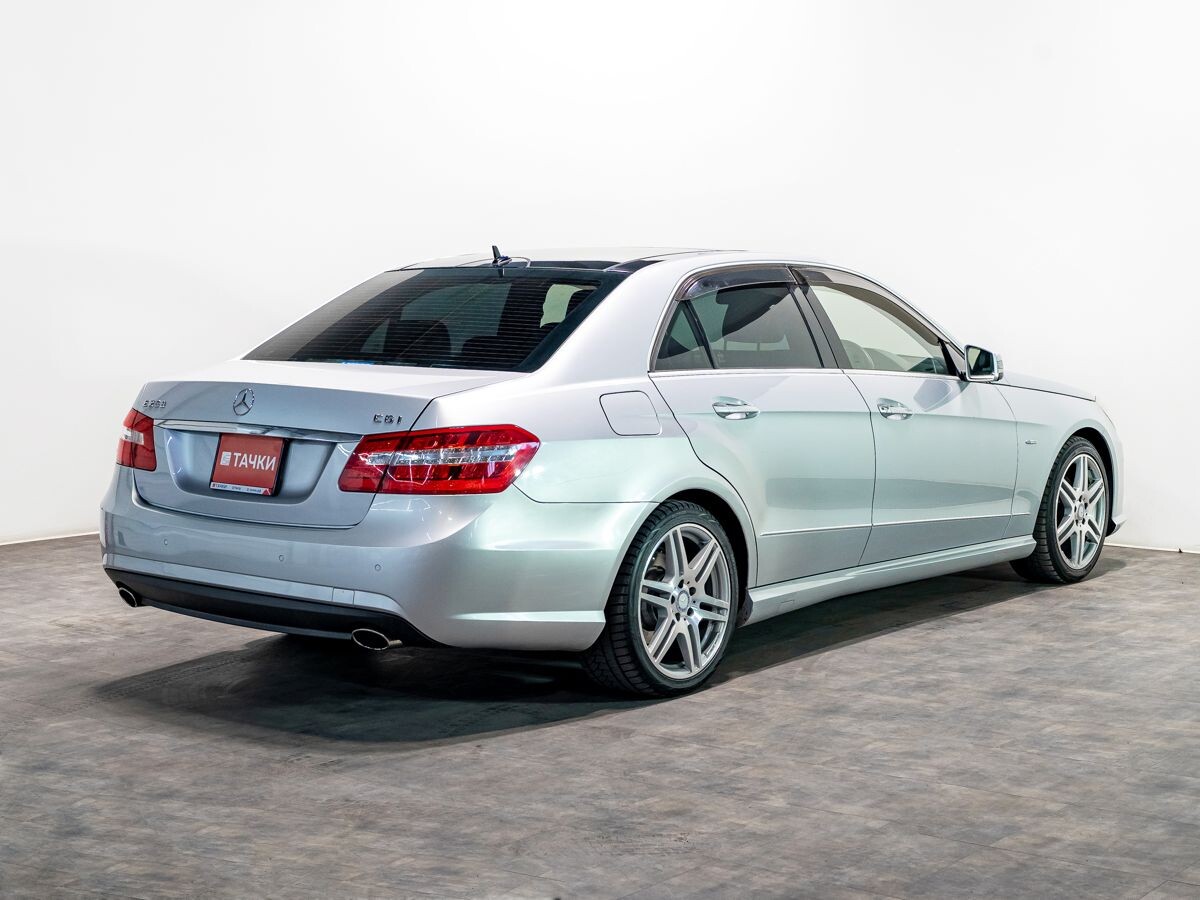 Mercedes-Benz E-Класс 2009 - фото автомобиля