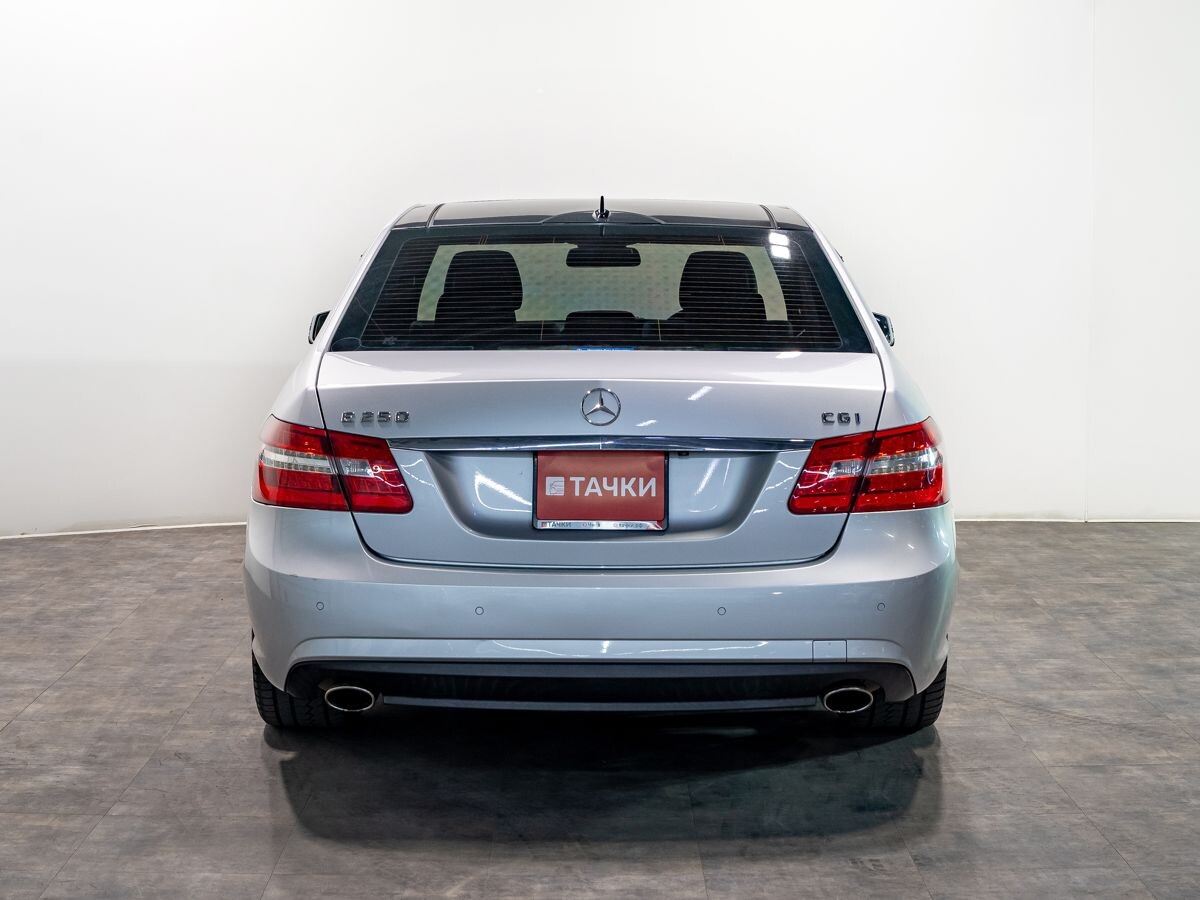 Mercedes-Benz E-Класс 2009 - фото автомобиля