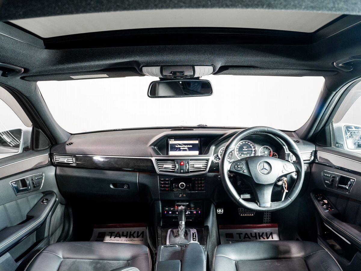 Mercedes-Benz E-Класс 2009 - фото автомобиля