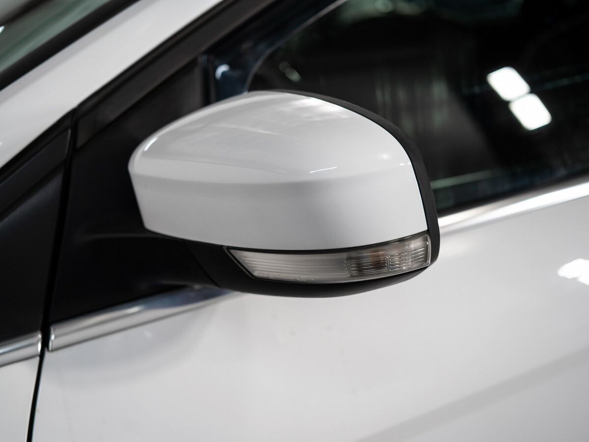 Ford Focus 2012 - фото автомобиля