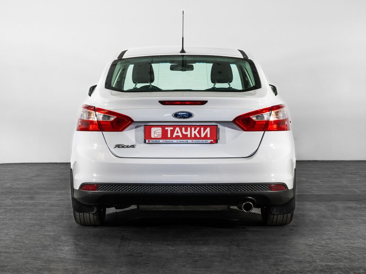 Ford Focus 2012 - фото автомобиля
