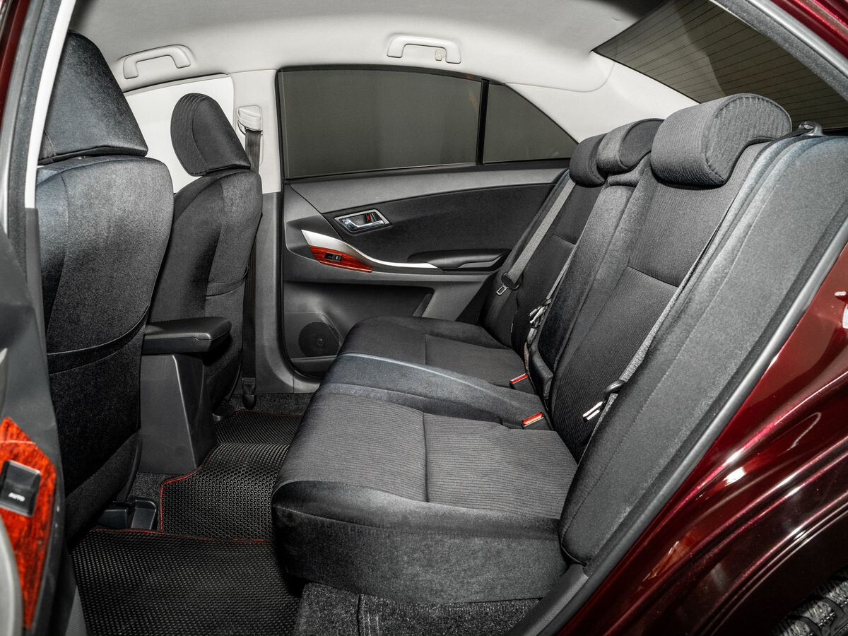 Toyota Premio 2011 - фото автомобиля