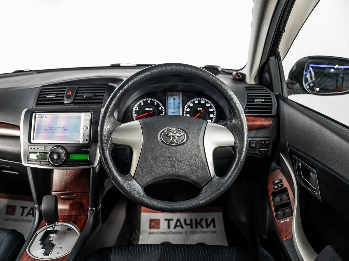 Toyota Premio 2011 - фото автомобиля