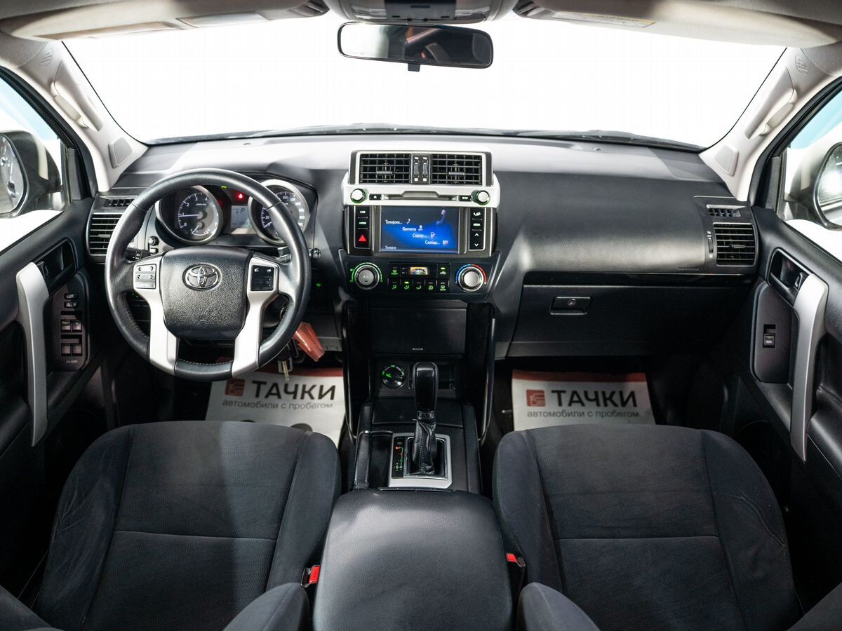Toyota Land Cruiser Prado 2016 - фото автомобиля