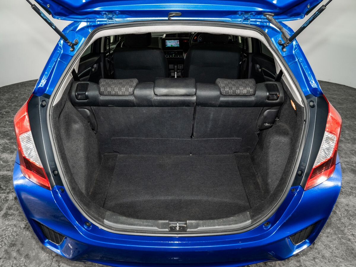 Honda Fit 2017 - фото автомобиля