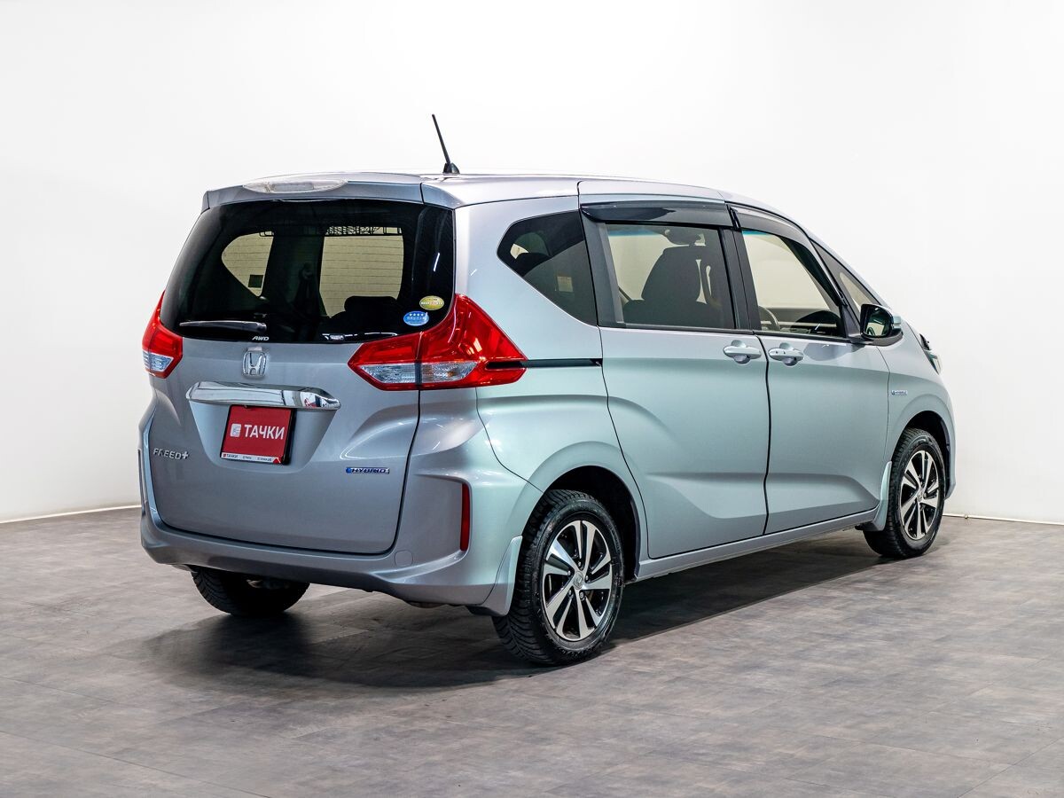Honda Freed 2017 - фото автомобиля