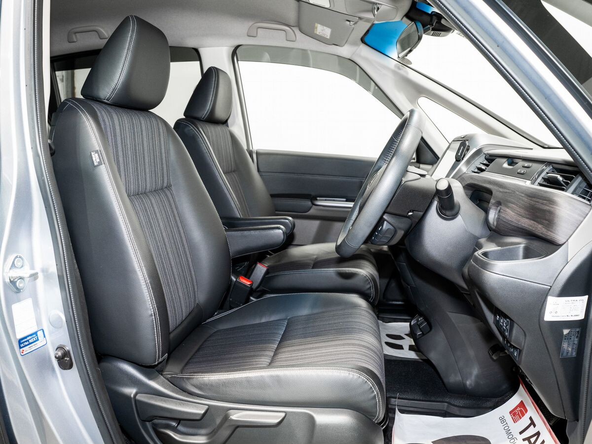 Honda Freed 2017 - фото автомобиля