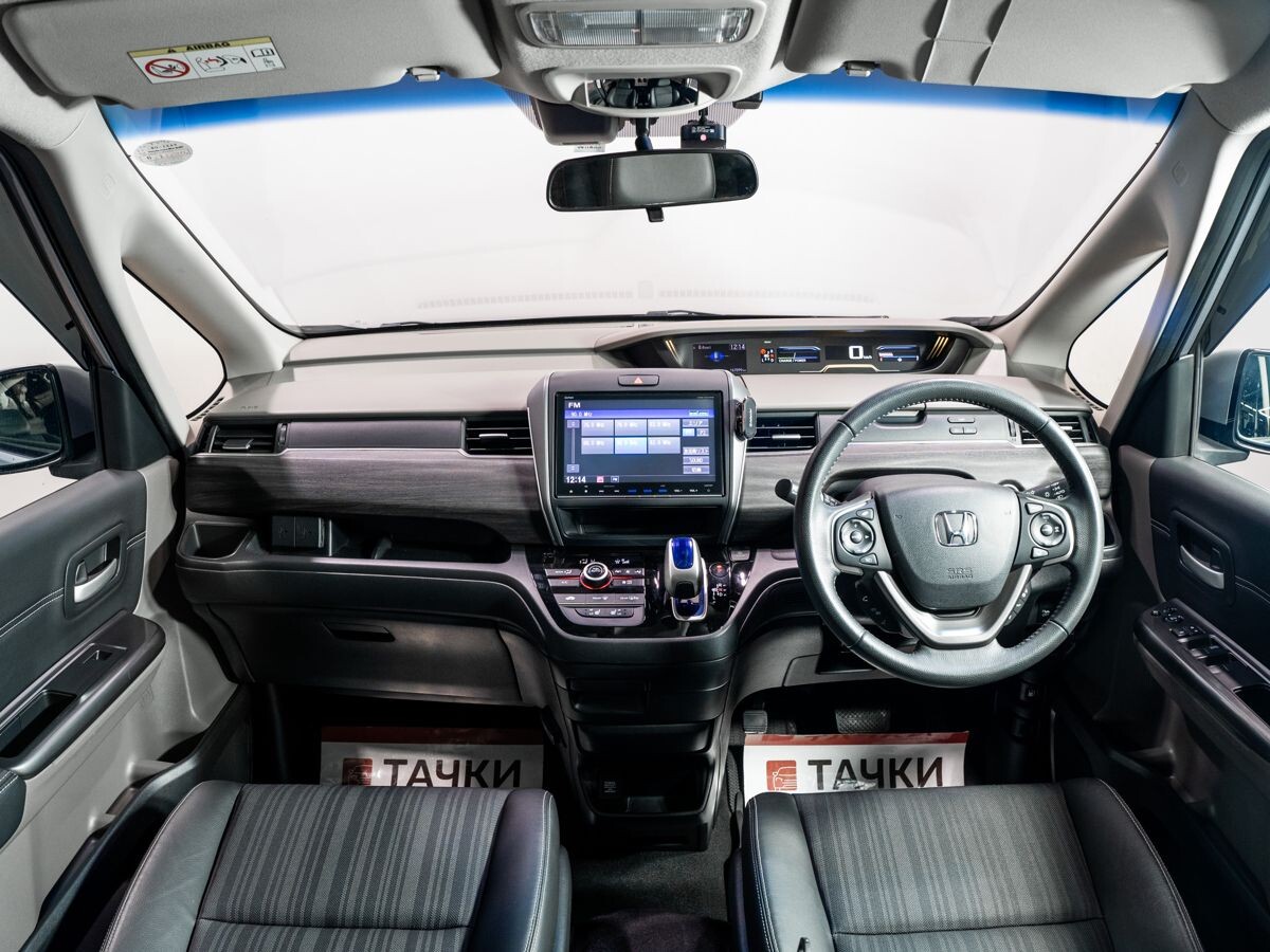 Honda Freed 2017 - фото автомобиля