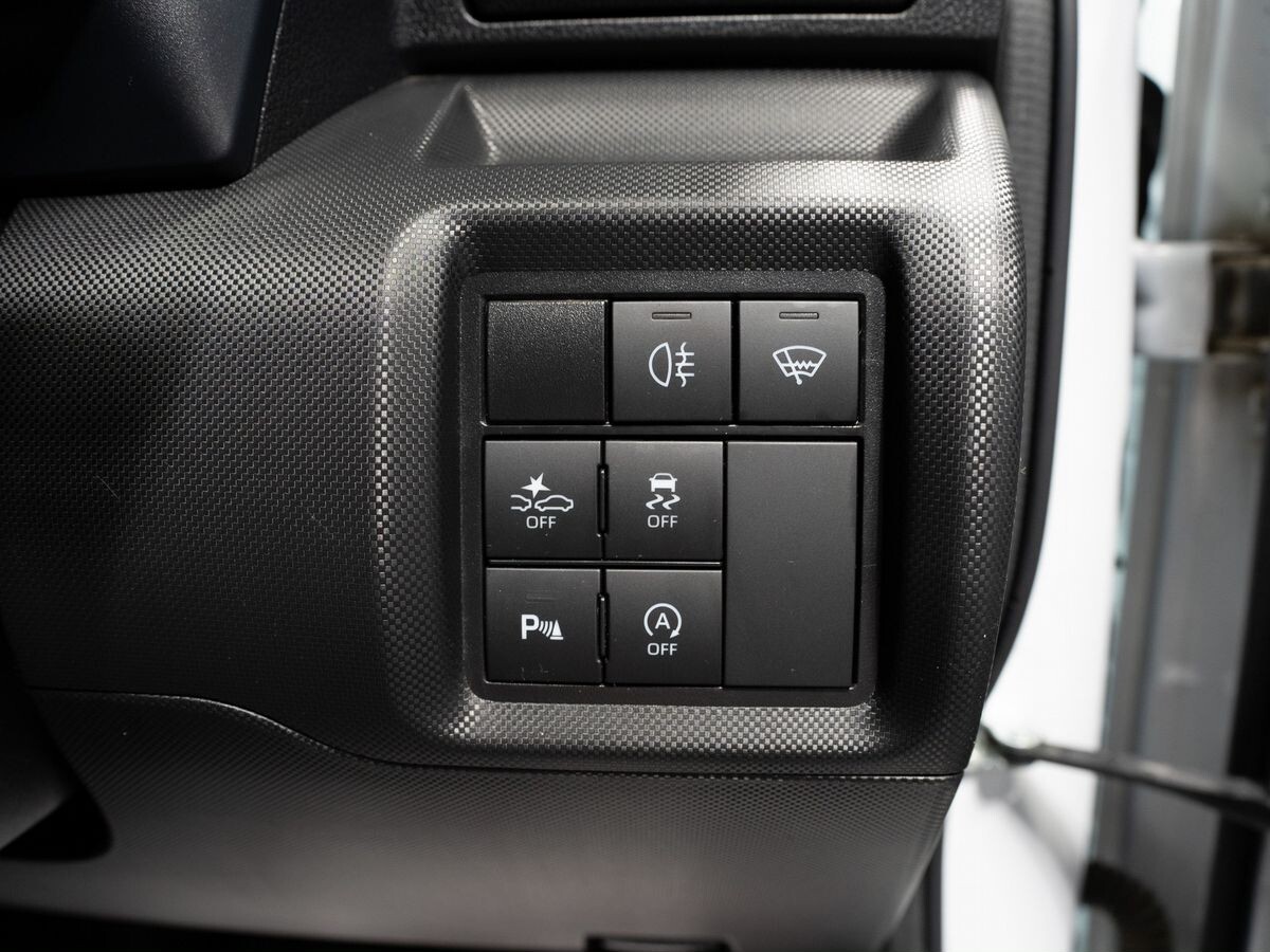 Toyota Raize 2021 - фото автомобиля