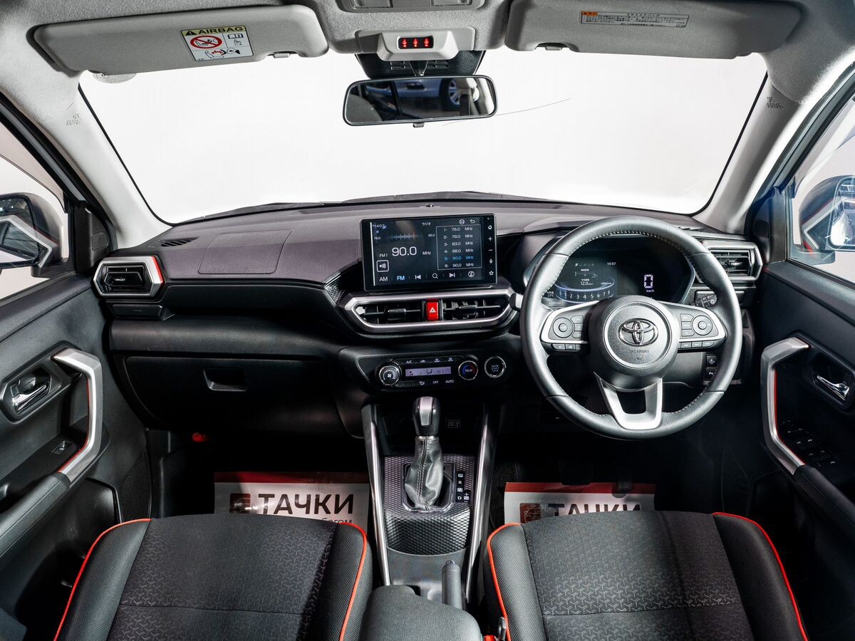 Toyota Raize 2021 - фото автомобиля