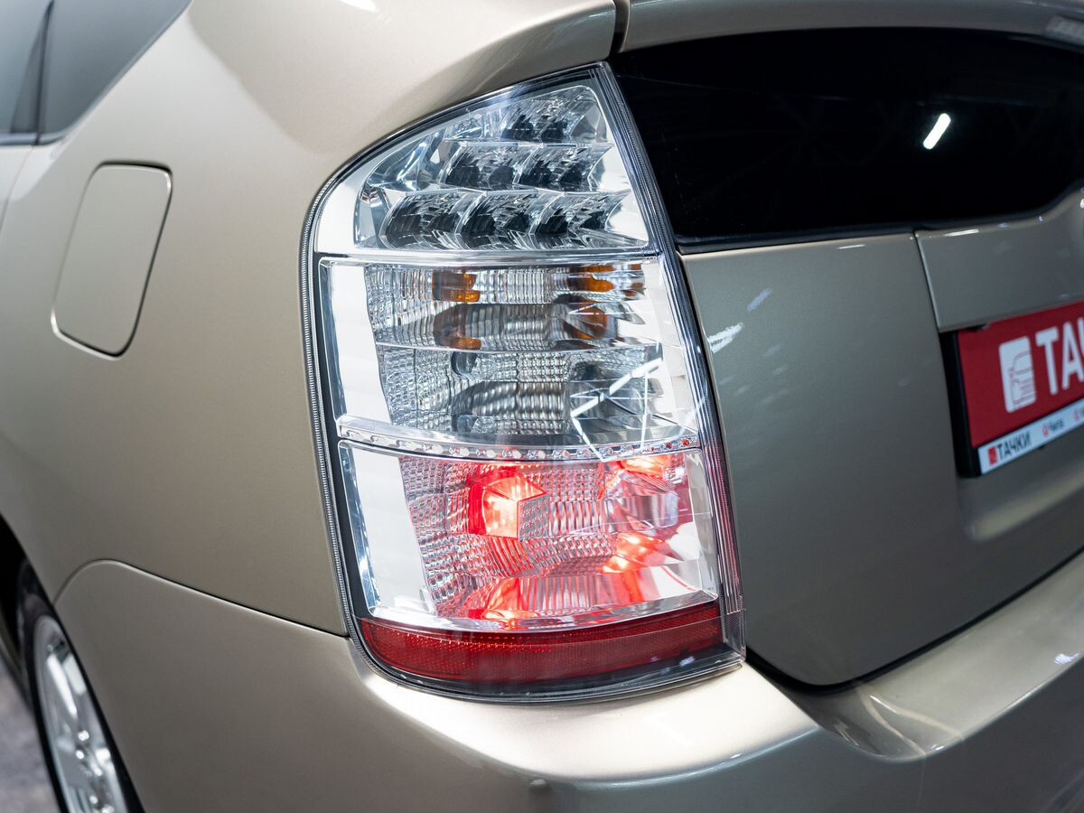 Toyota Prius 2008 - фото автомобиля