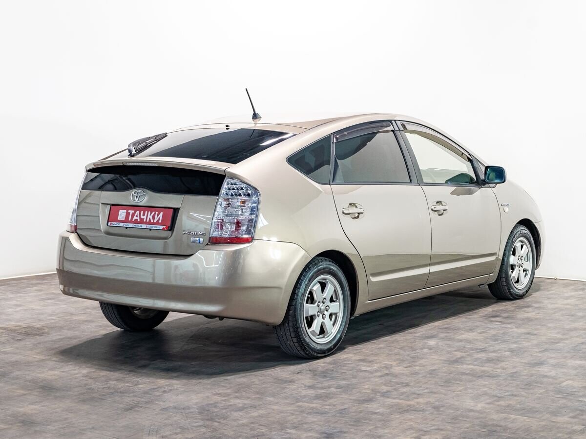 Toyota Prius 2008 - фото автомобиля