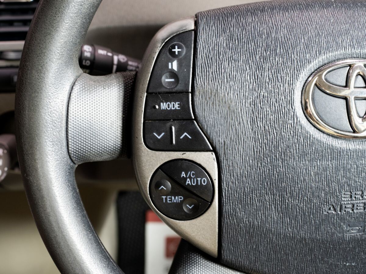 Toyota Prius 2008 - фото автомобиля