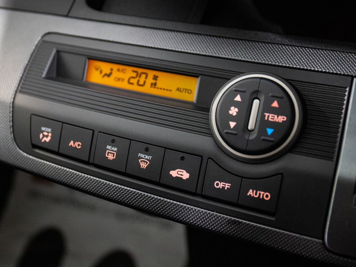 Honda Freed 2009 - фото автомобиля