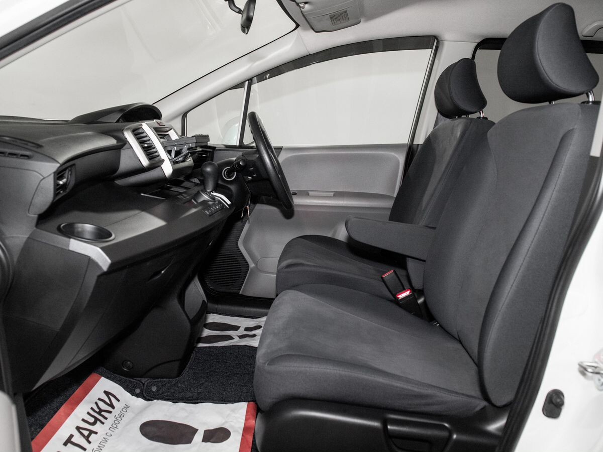 Honda Freed 2009 - фото автомобиля