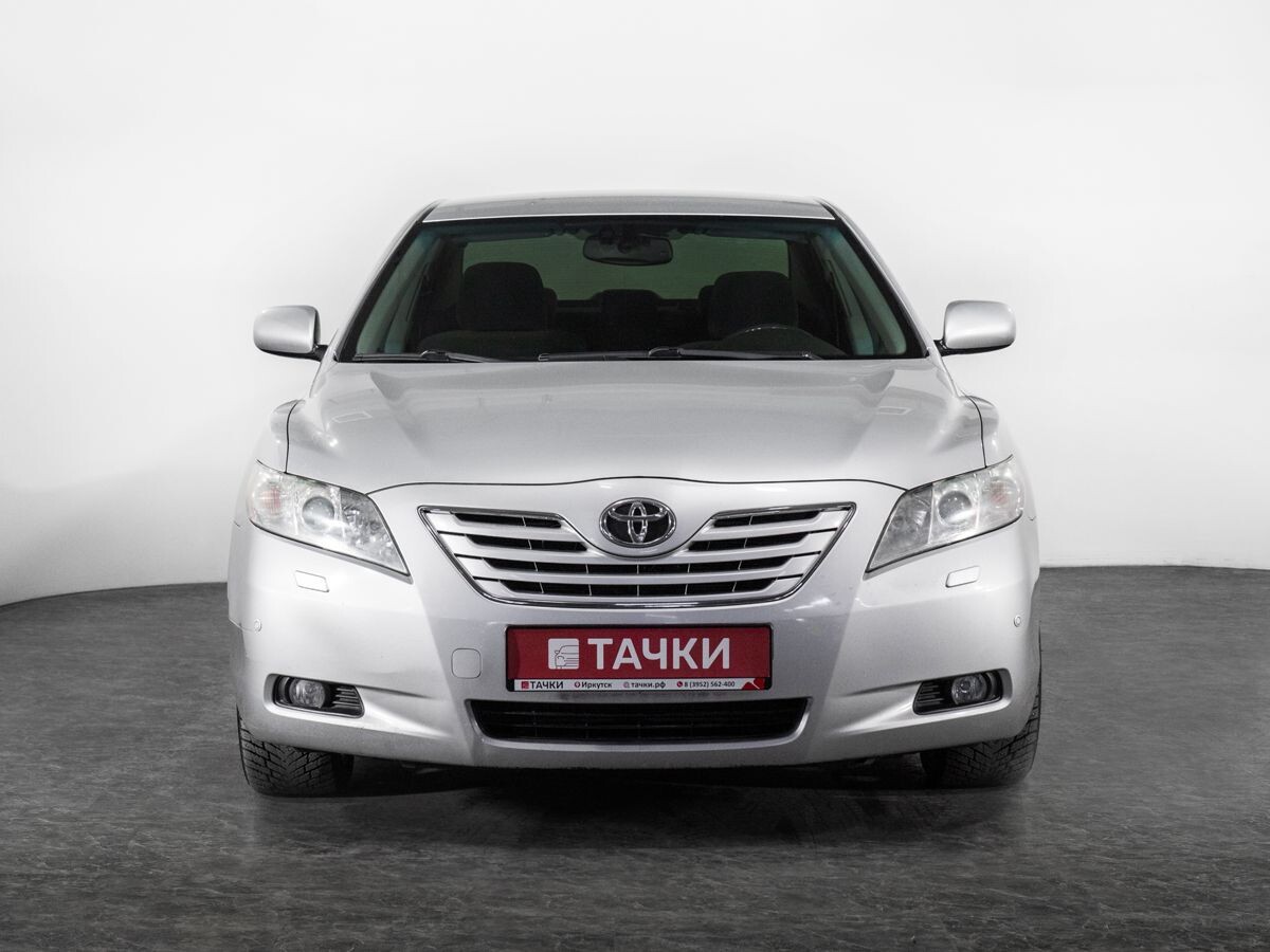 Toyota Camry 2008 - фото автомобиля