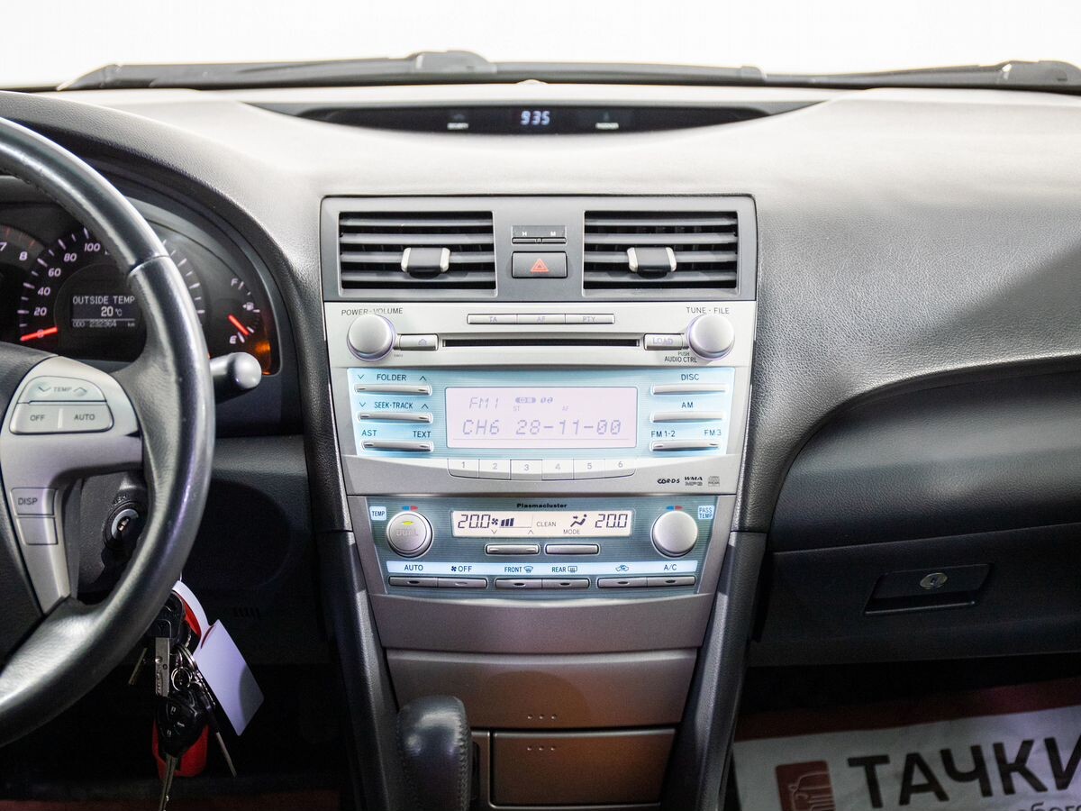 Toyota Camry 2008 - фото автомобиля