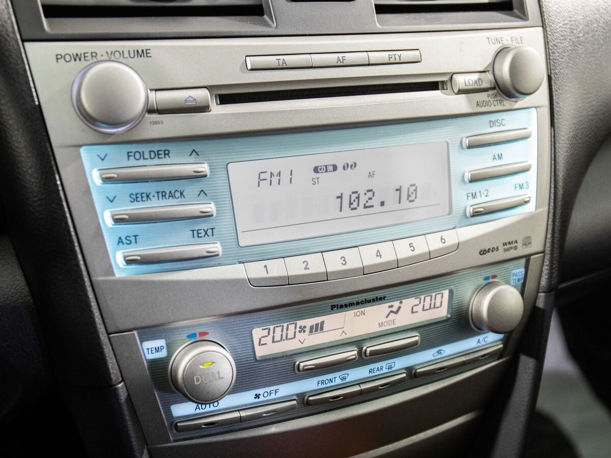 Toyota Camry 2008 - фото автомобиля