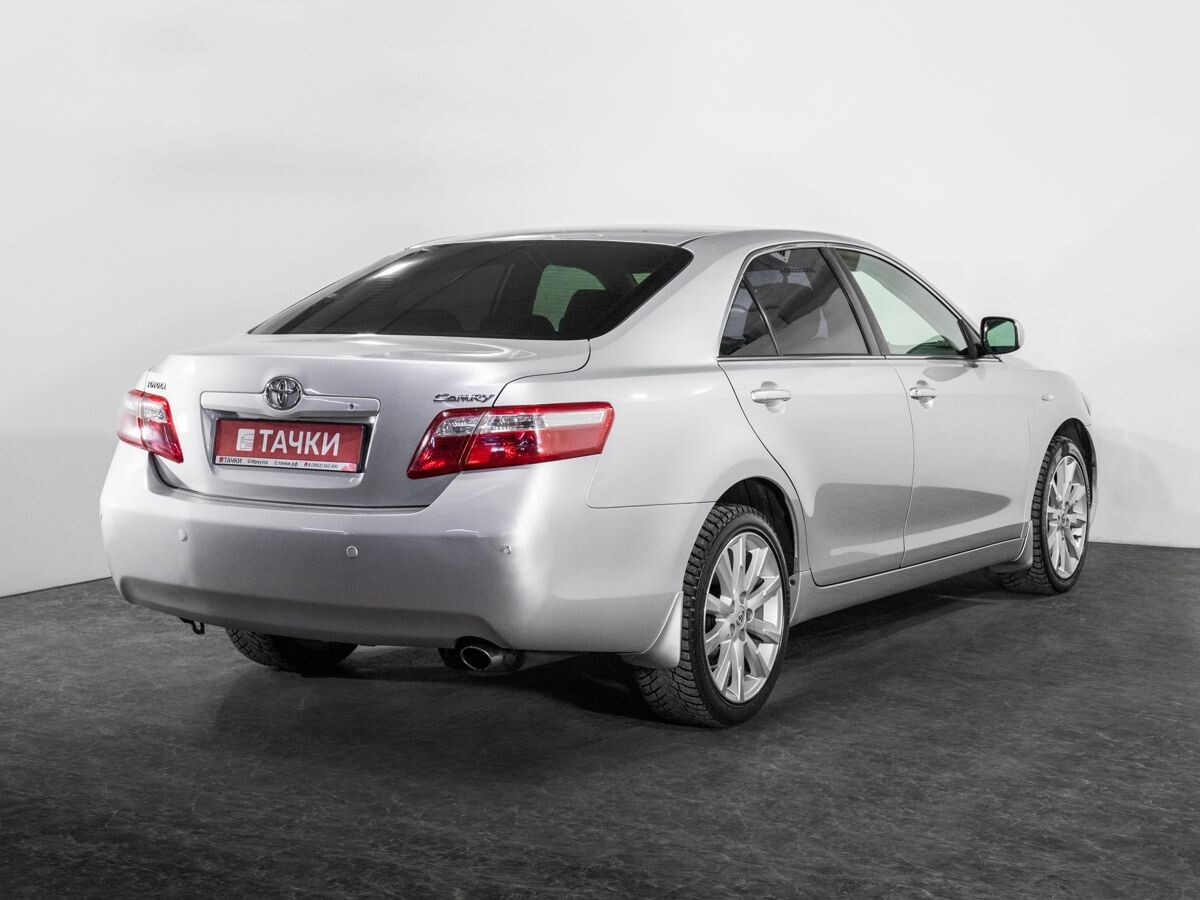 Toyota Camry 2008 - фото автомобиля