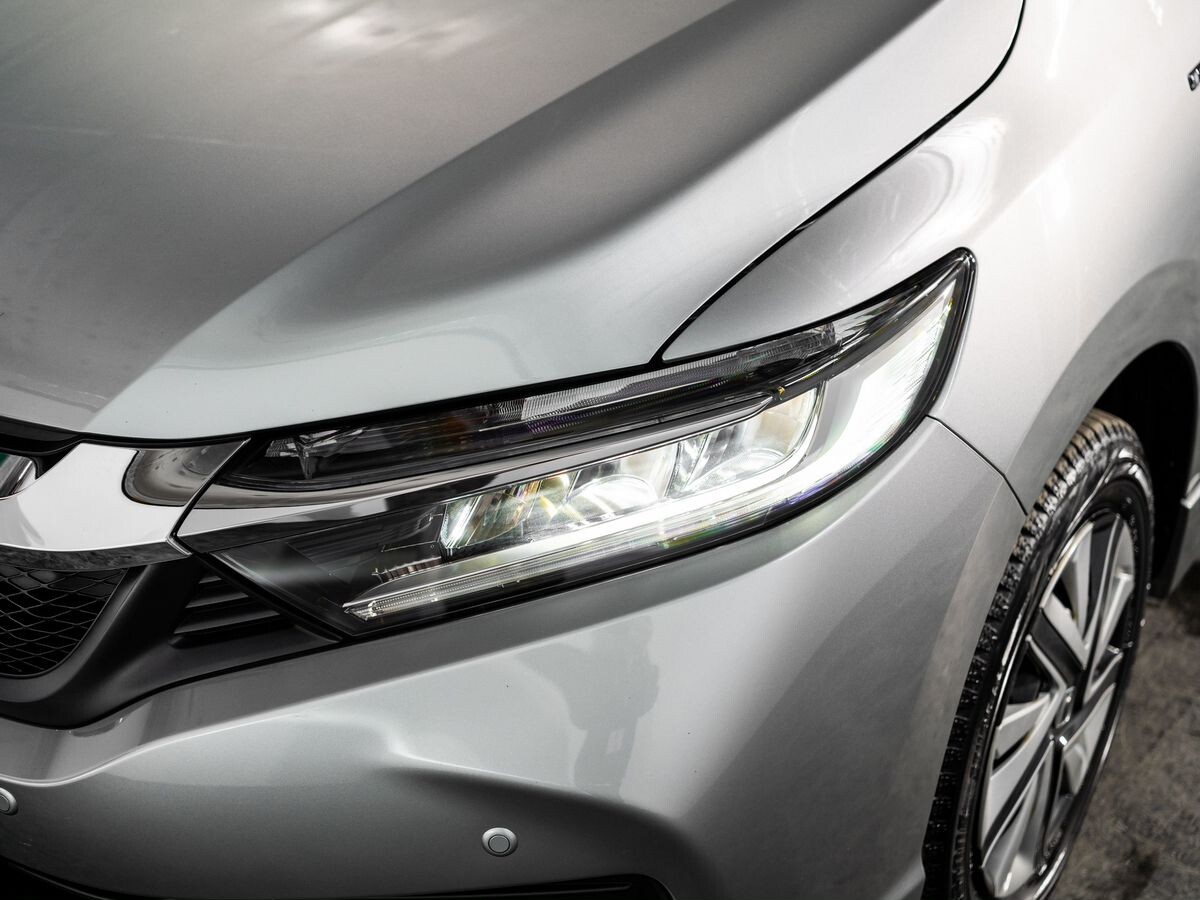 Honda Shuttle 2015 - фото автомобиля