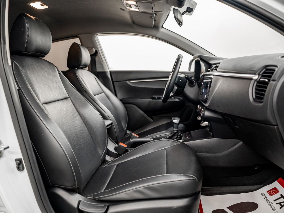 Kia Rio 2020 - фото автомобиля