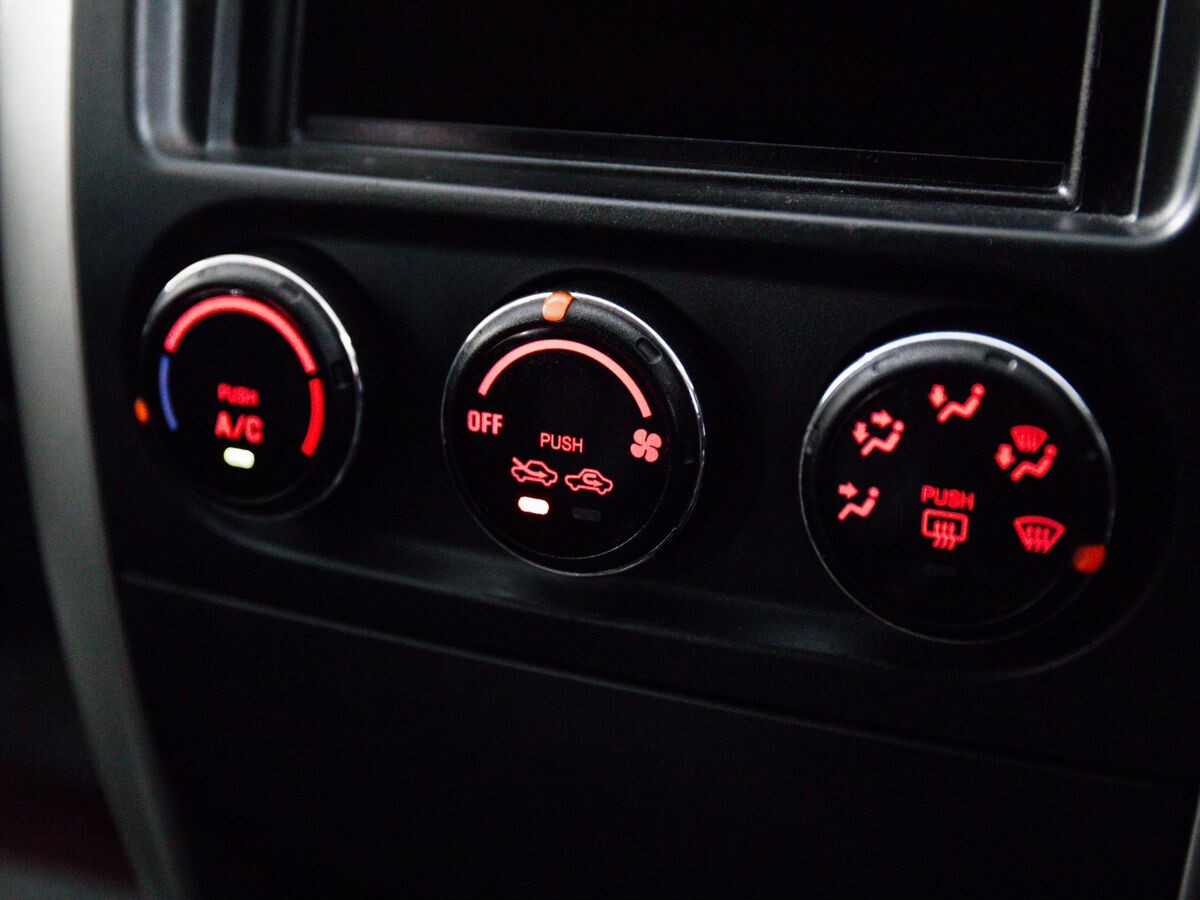 Suzuki Aerio 2006 - фото автомобиля