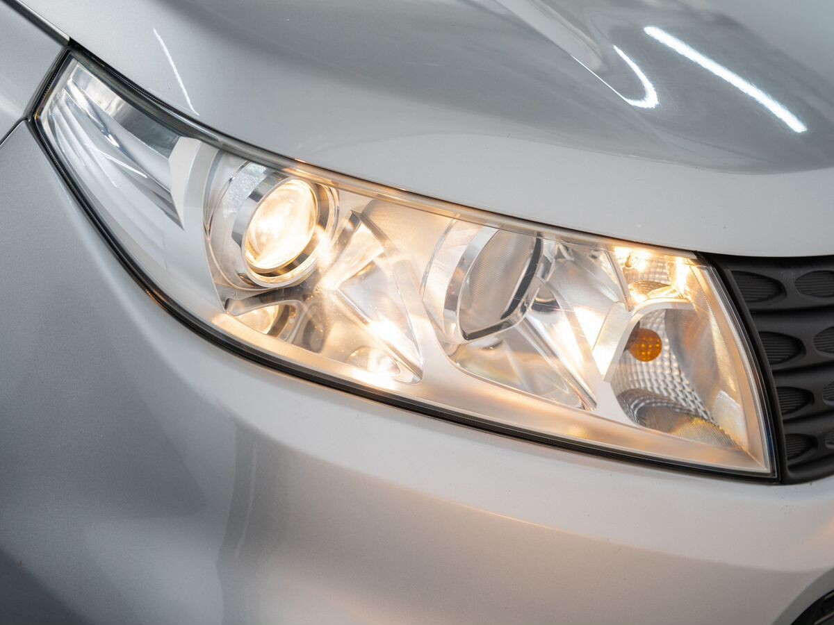 Suzuki Vitara 2015 - фото автомобиля