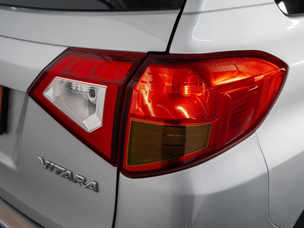 Suzuki Vitara 2015 - фото автомобиля