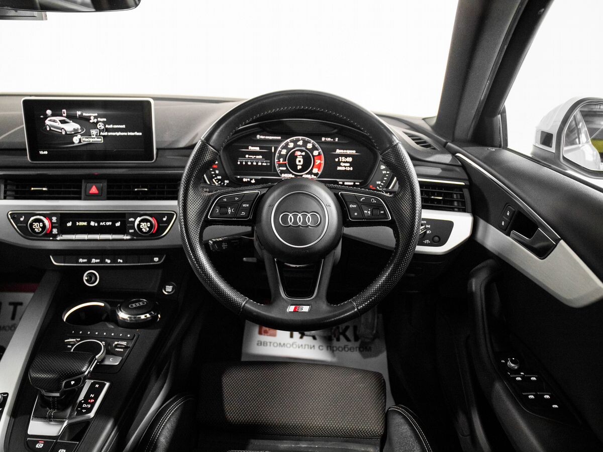 Audi A4 2018 - фото автомобиля